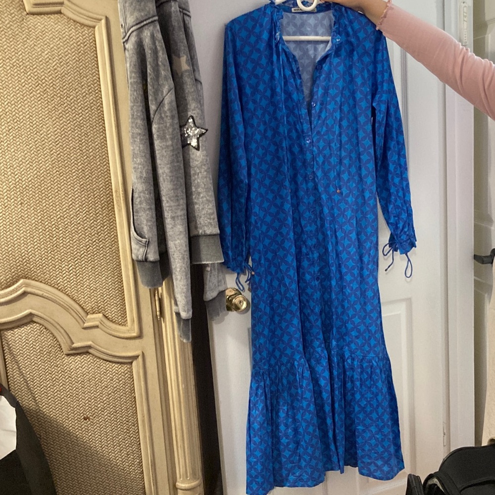 Blue patterned button down midi Dress